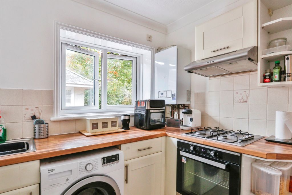 Property photo 3 of 15
