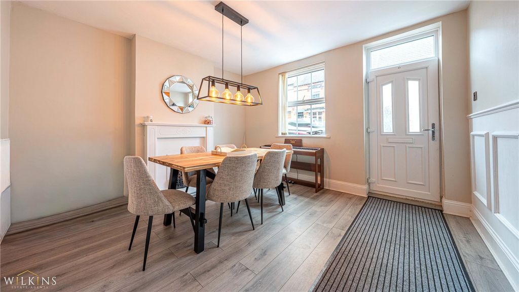 Property photo 3 of 27 Picture No. 06