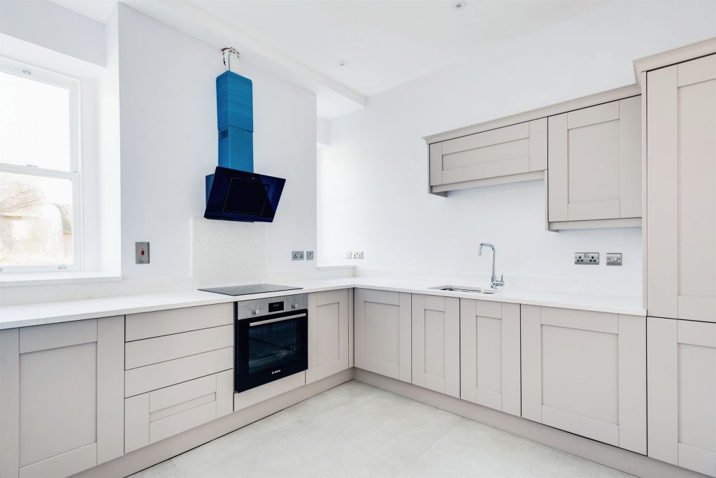 Property photo 2 of 13 Kitchen
