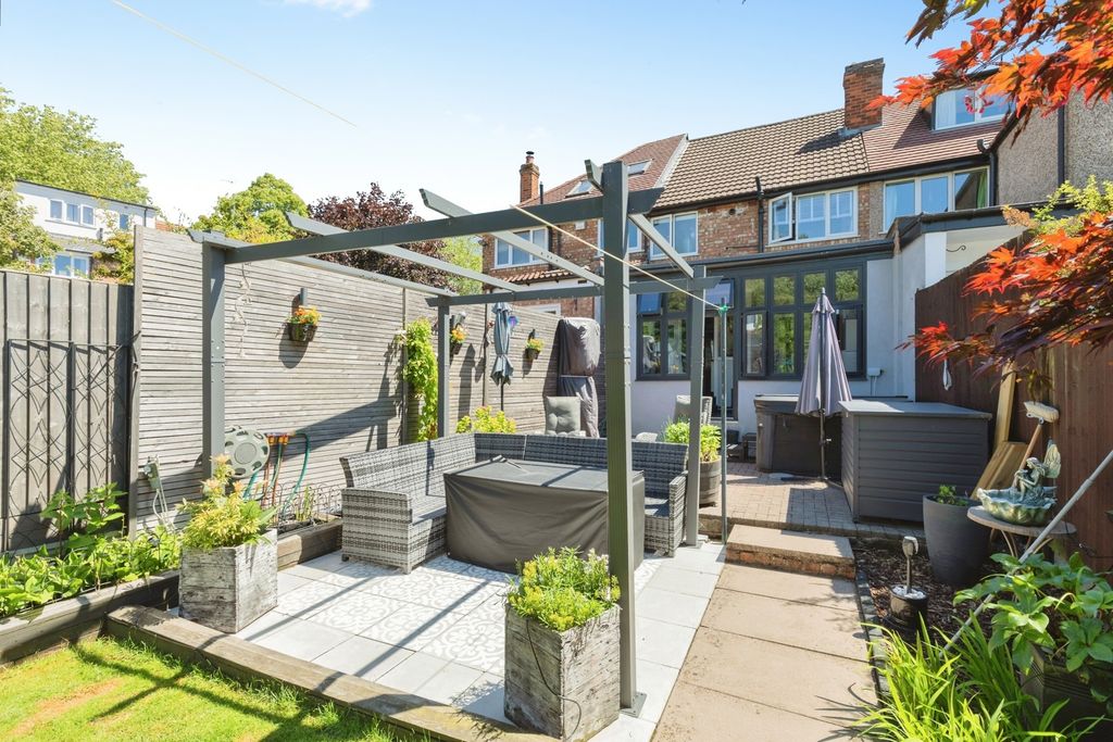 Property photo 3 of 19 Pbox-Img.Jpg