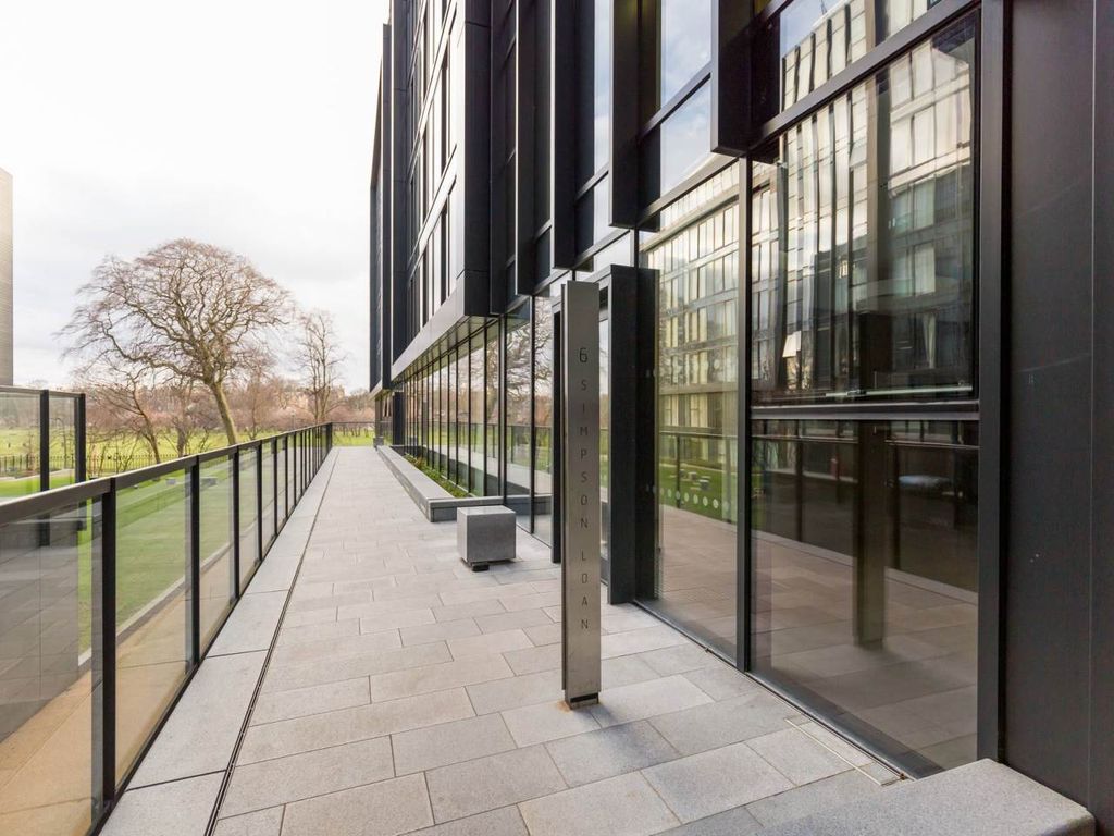 Property photo 3 of 18 77397_Simpson_L-02