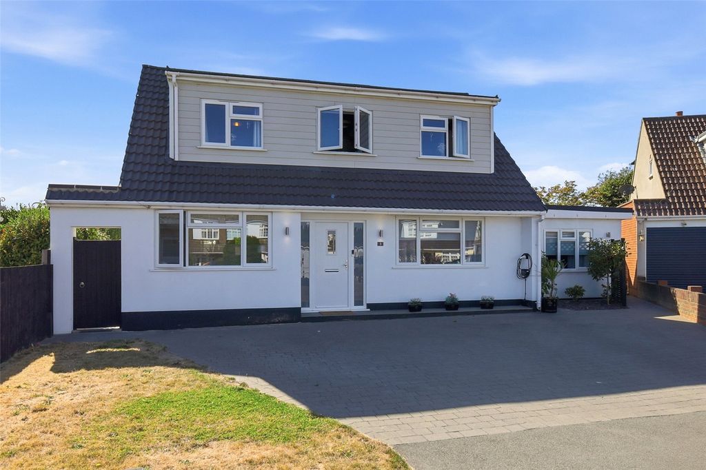 Property photo 3 of 32 Picture No. 06