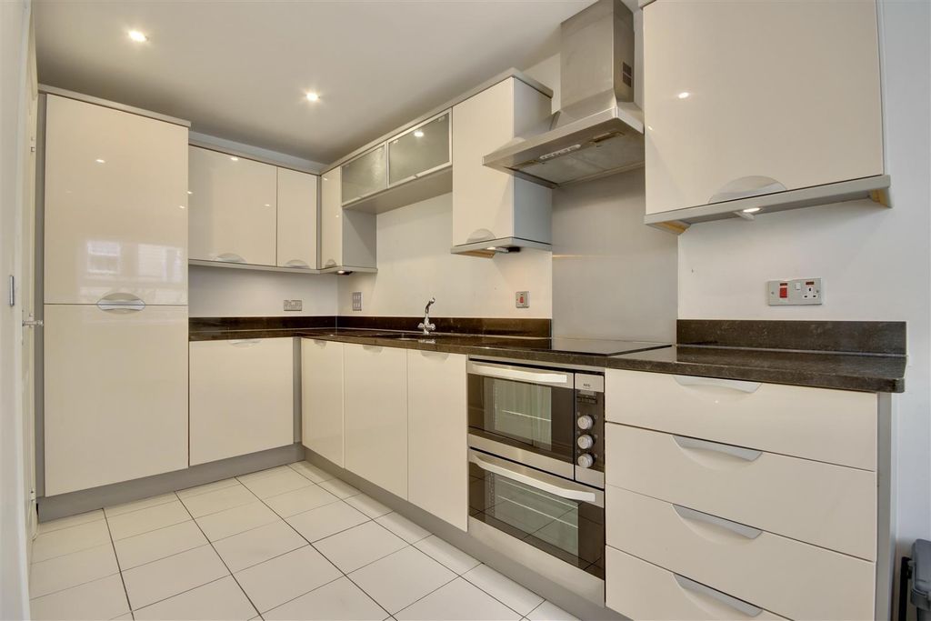 Property photo 3 of 16 Vvluz81Tpkaytzx--Oyrlg - Copy.Jpg