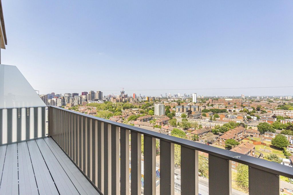 Property photo 2 of 12 Balcony