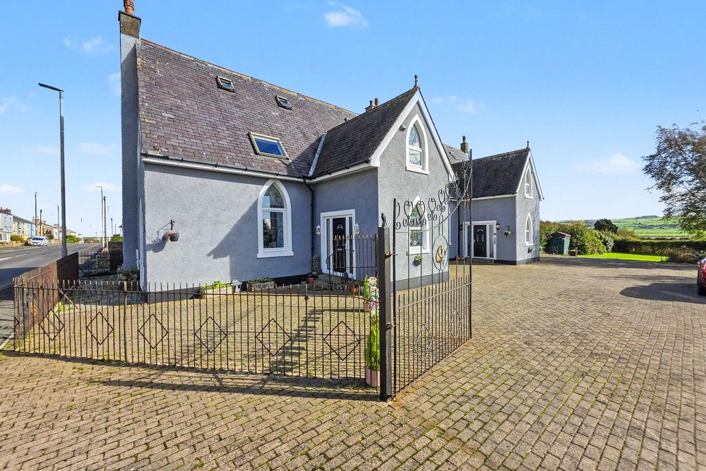 Property photo 1 of 54