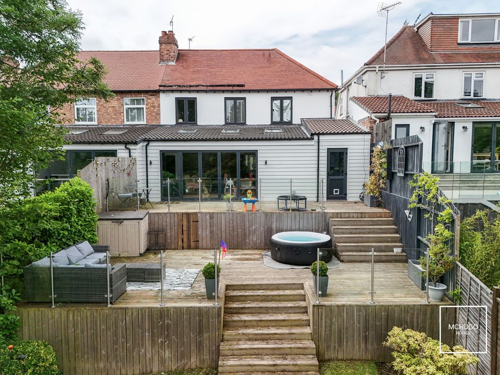 Property photo 2 of 30