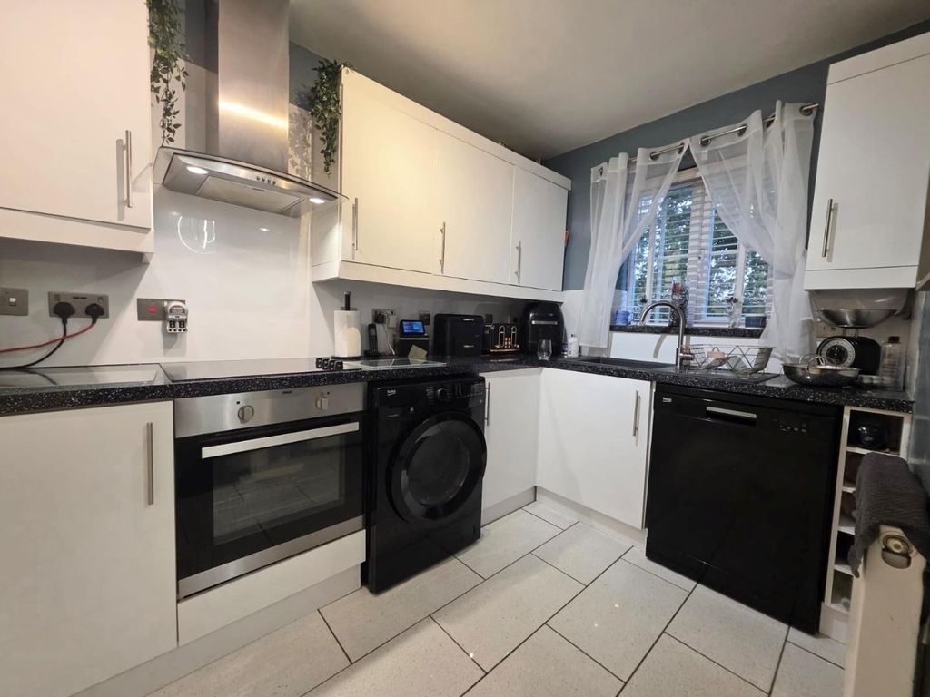 Property photo 2 of 15 14.Jpg