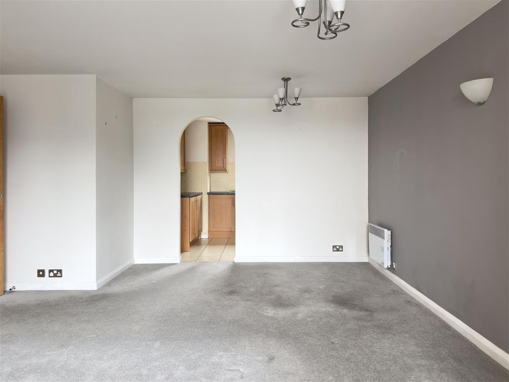 Additional image 6 of 2 bed flat to rentPierhead View, Penarth Marina CF64