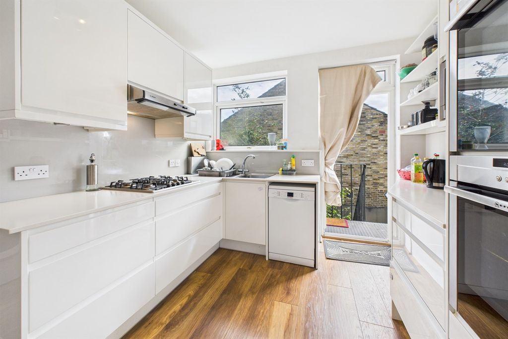 Property photo 2 of 13 Kitchen