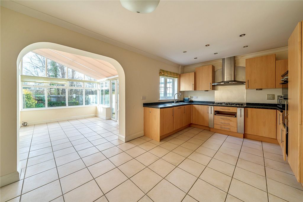 Property photo 2 of 13 Kitchen/Dining Room