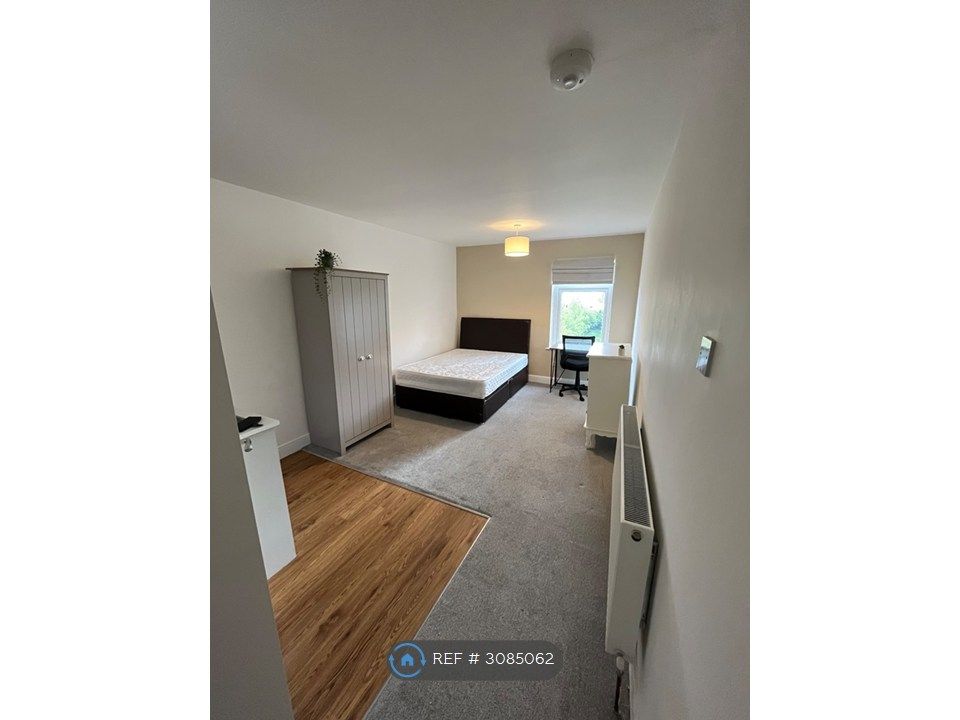 Property photo 1 of 4