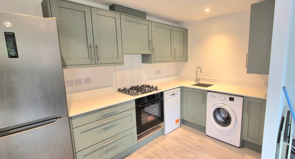 Property photo 2 of 10 Picture No. 03