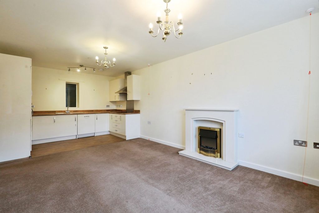 Property photo 2 of 13 Pbox-Img.Jpg