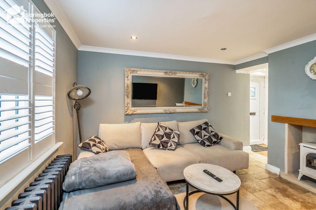 Property photo 2 of 13 Image 1