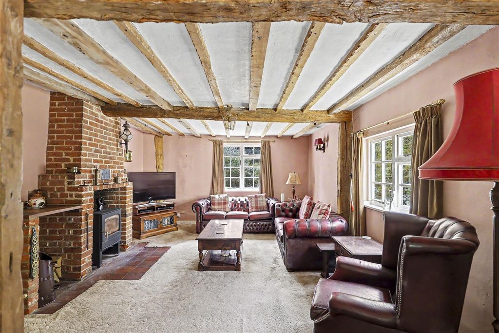 Property photo 2 of 38 Rayments Farm_17.Jpg