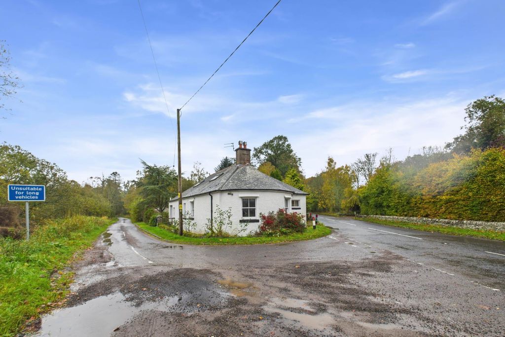 Property photo 1 of 25