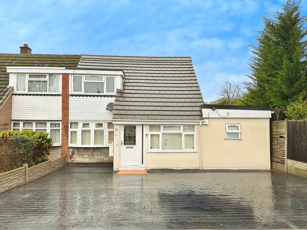 Property photo 1 of 18 Front