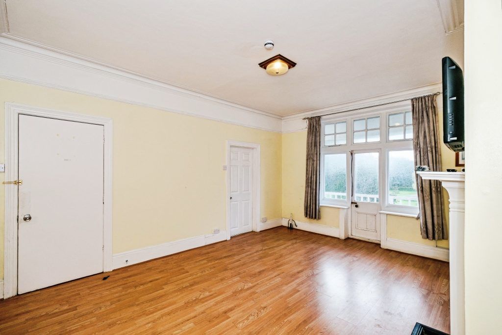 Additional image 22 of 8 bed semi-detached house for saleBeach Road, Littlehampton BN17