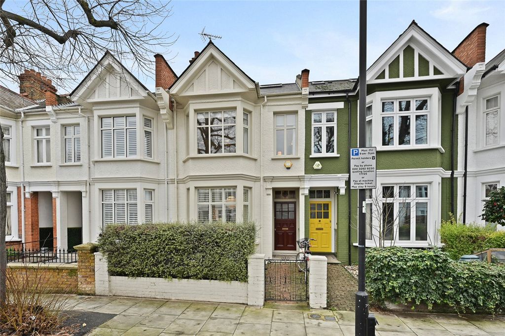 Property photo 2 of 15 Picture No. 11