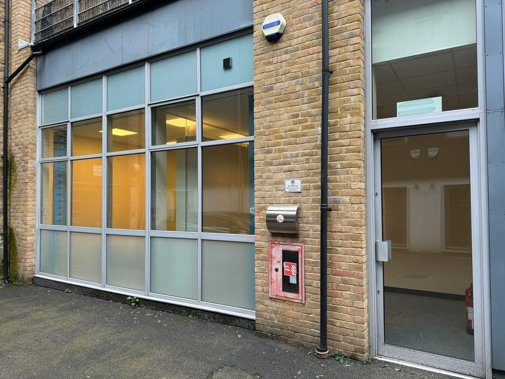 Property photo 2 of 4 Ext 1.Jpg