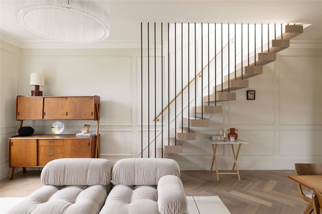 Property photo 3 of 11 Picture No. 06