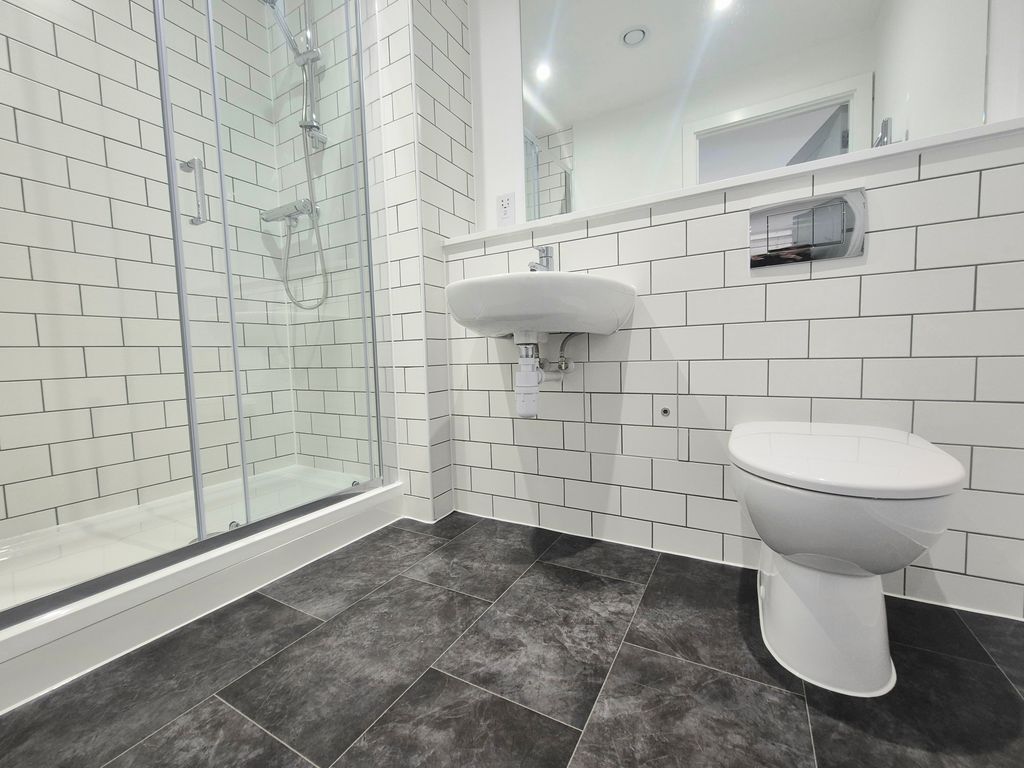 Property photo 2 of 11 Image