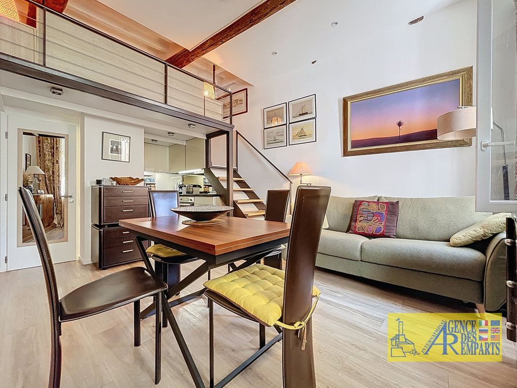 Property photo 1 of 10 High-Standing Studio With Mezzanine