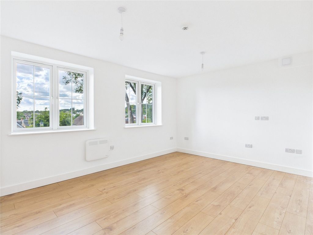 Property photo 3 of 4 Picture No. 05