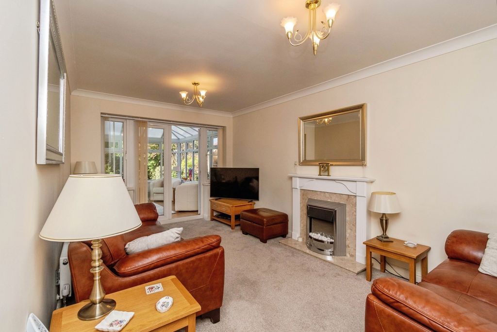 Property photo 2 of 23 Pbox-Img.Jpg