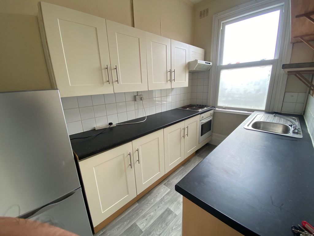 Property photo 2 of 3