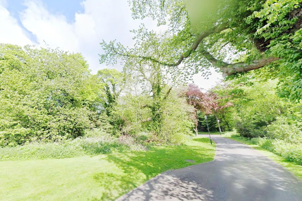 Property photo 2 of 7