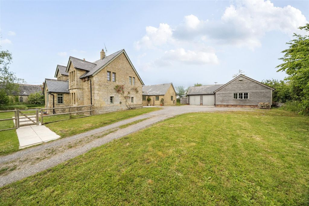 Property photo 1 of 21 Main