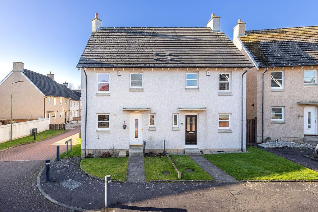 Property photo 1 of 20 Exterior