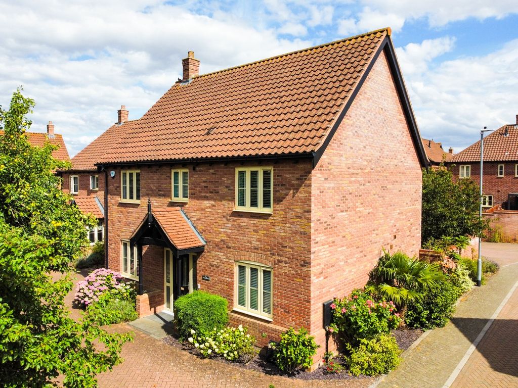 Property photo 1 of 24 5036100