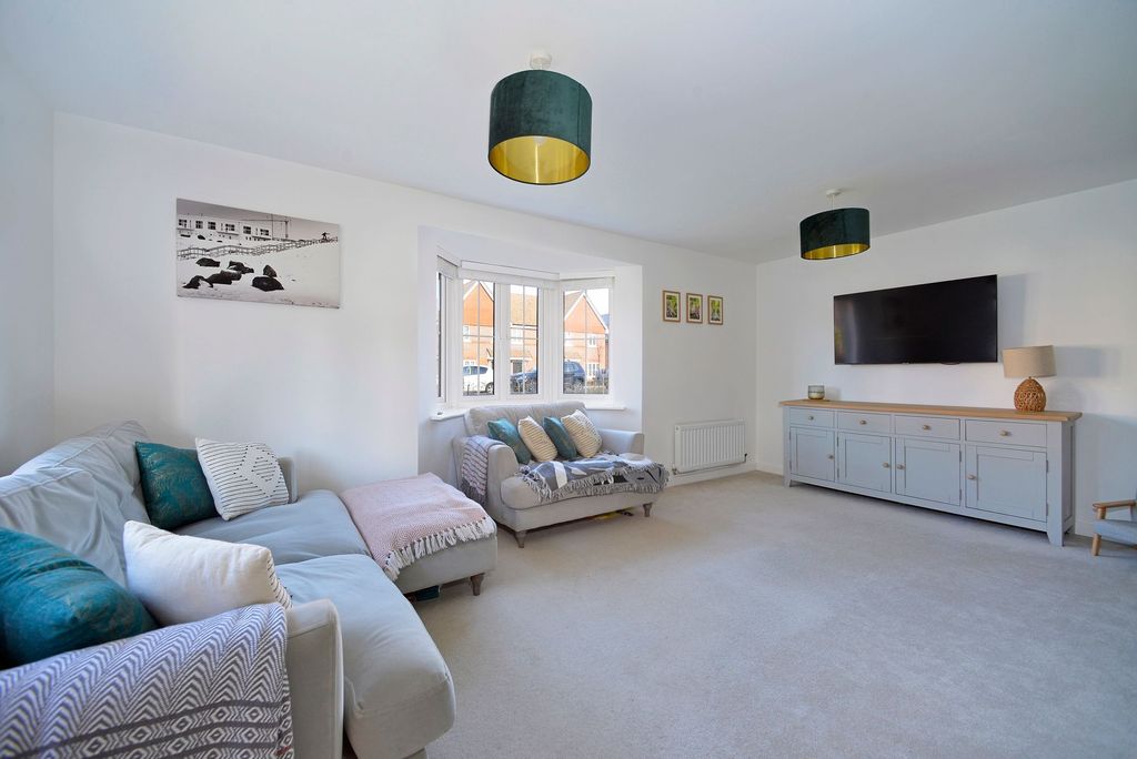 Property photo 2 of 15 Photo 10