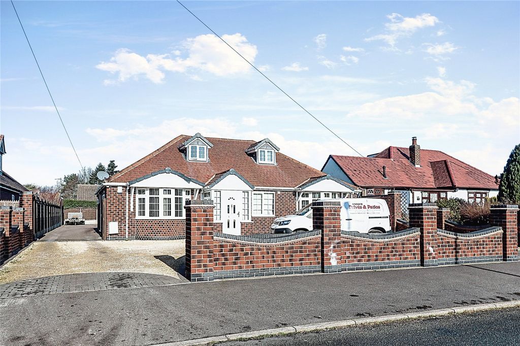 Property photo 1 of 14 Photography