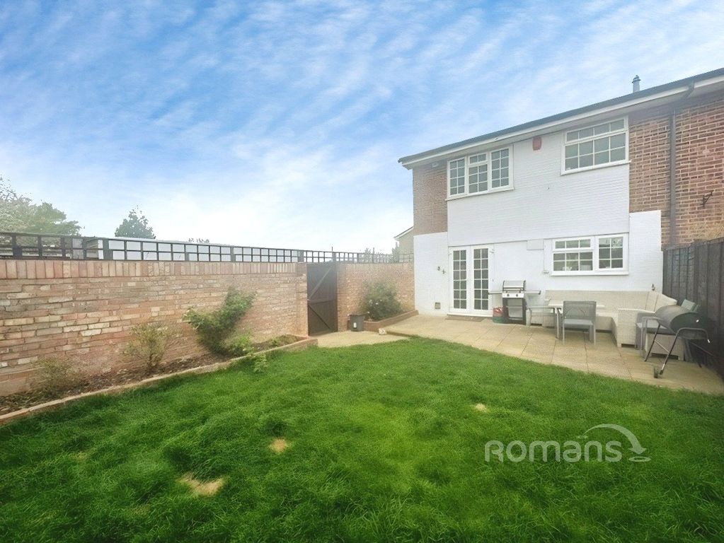 Property photo 2 of 16 Picture No. 15