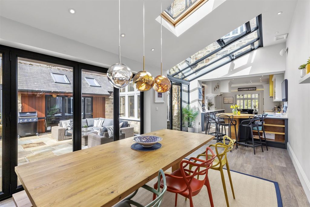 Property photo 3 of 30 Kitchen 4.Jpg