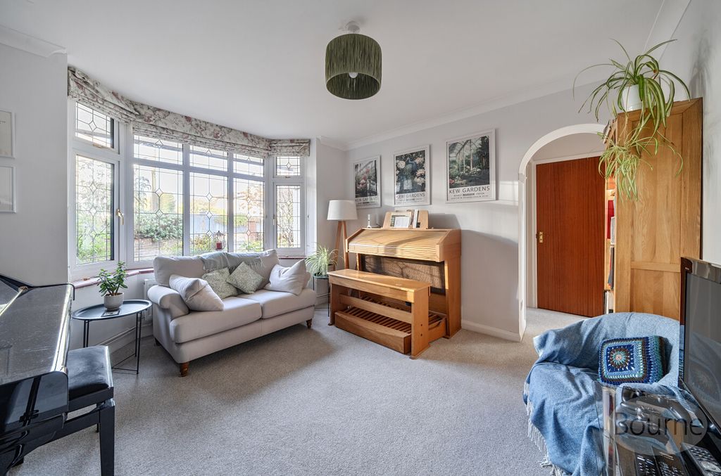 Property photo 2 of 16 889F372B-6cd9-451...