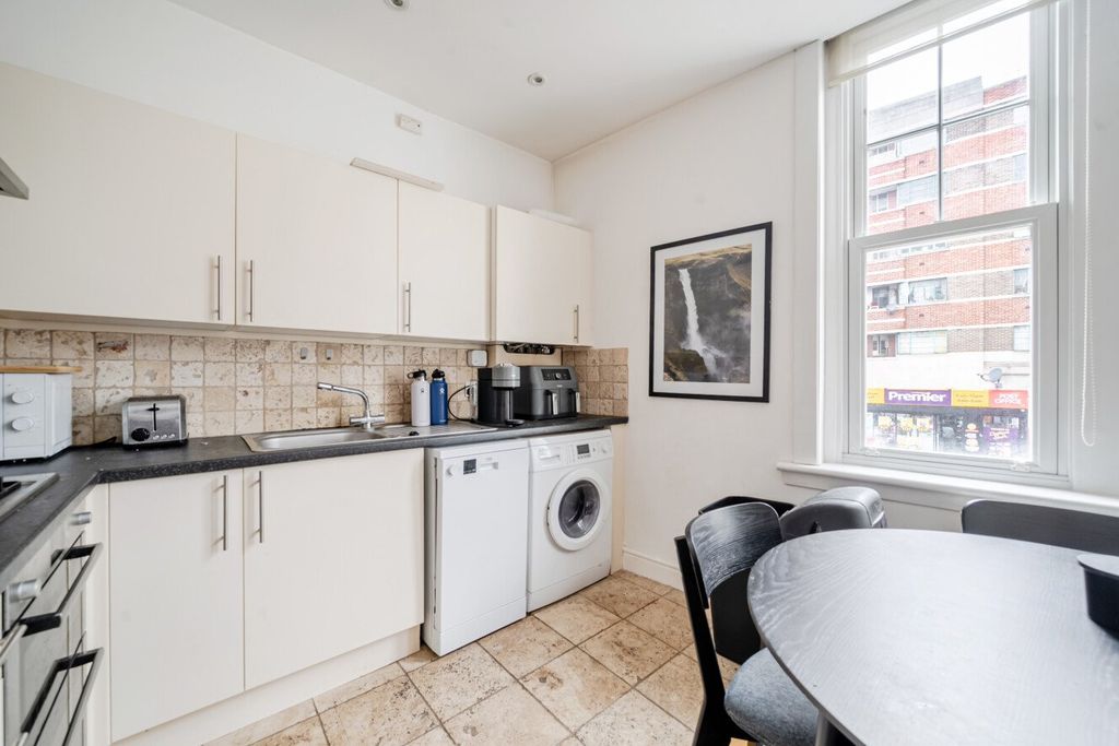 Property photo 2 of 8 Picture No. 05