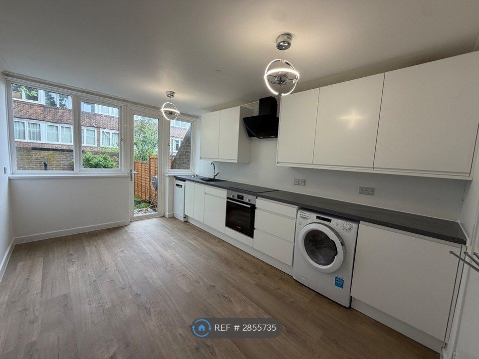 Property photo 1 of 28