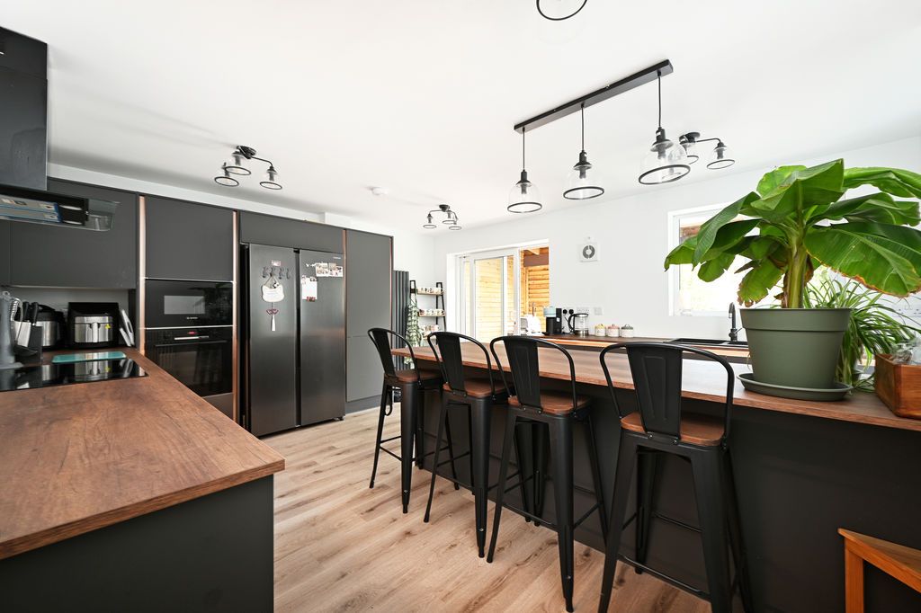 Property photo 1 of 34 Kitchen