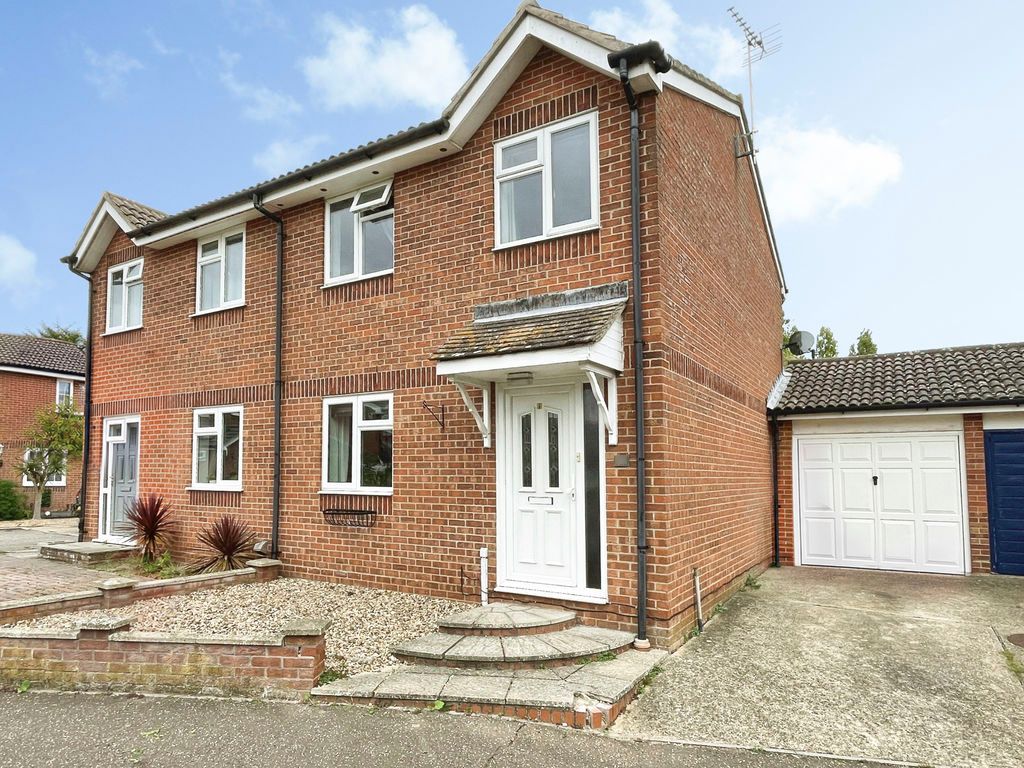 Property photo 1 of 20 Campernell Close