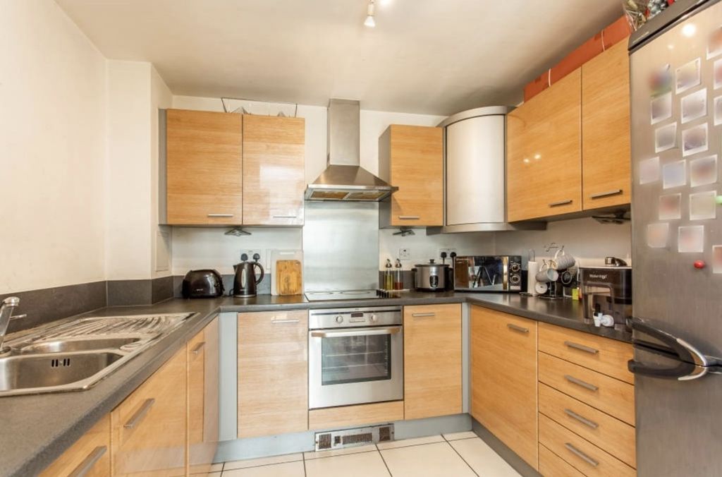 Property photo 2 of 8