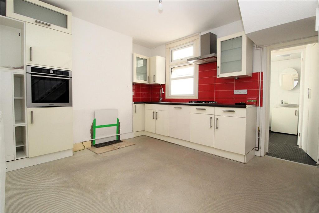 Property photo 3 of 18 Img_7913.Jpg
