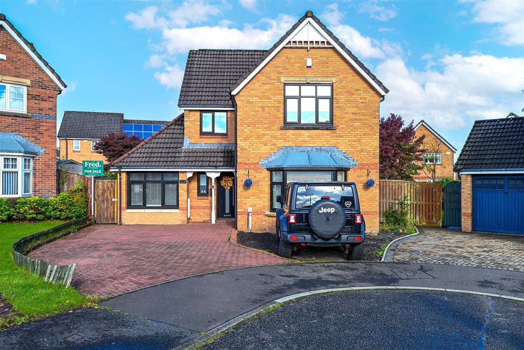 Property photo 1 of 36