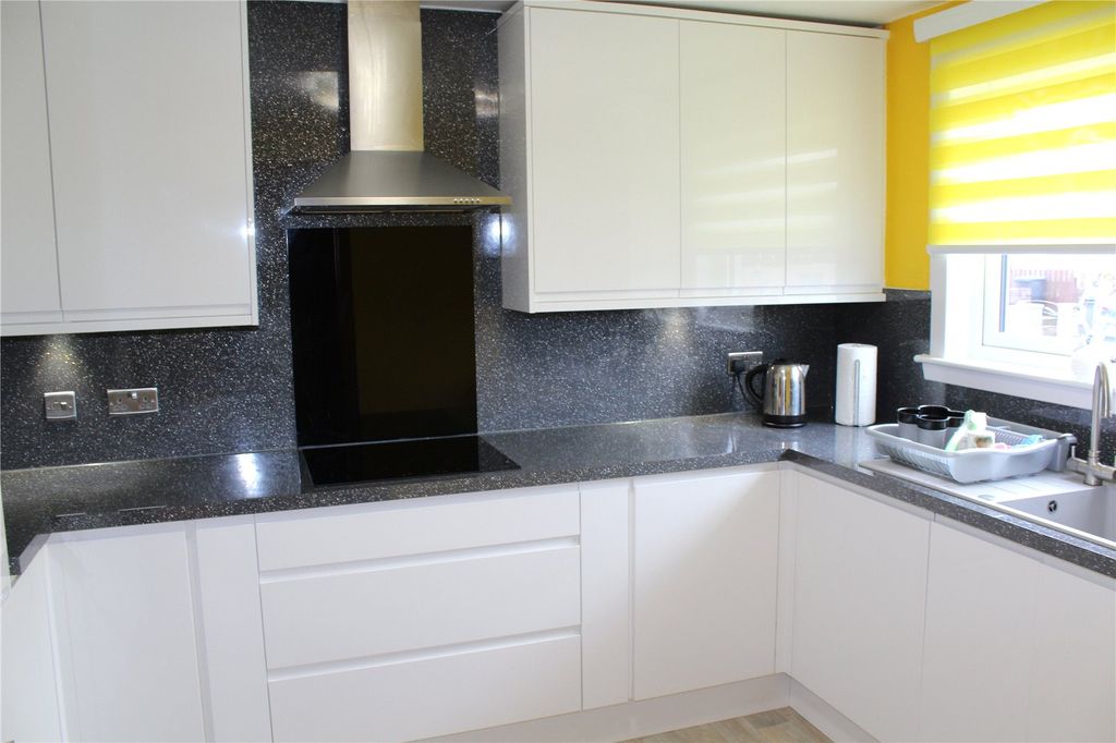 Property photo 2 of 10 Photo 2