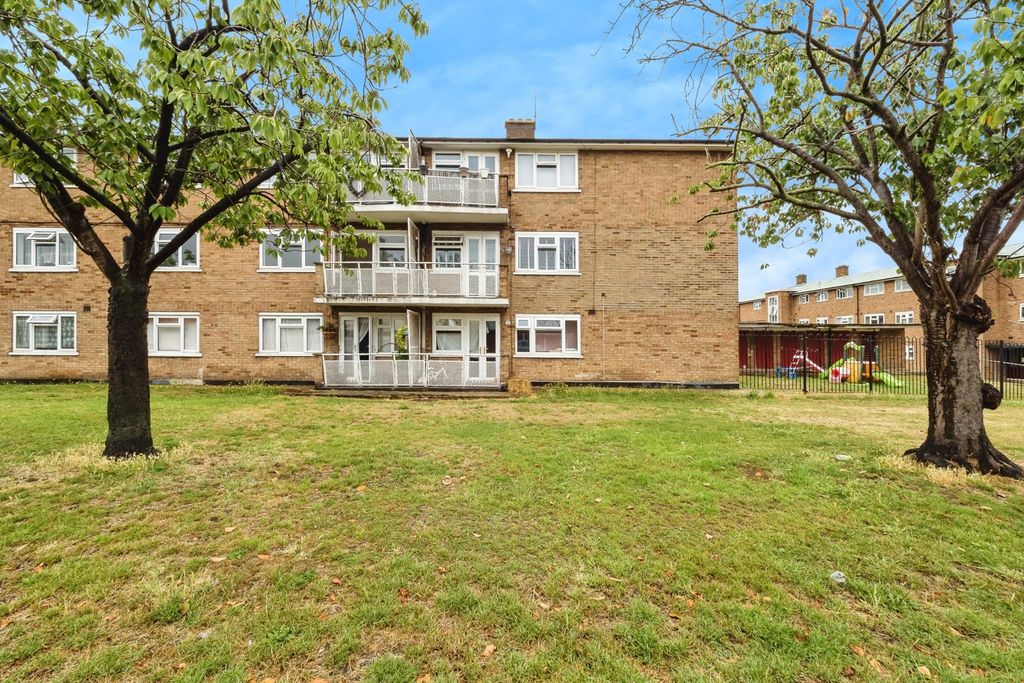 Property photo 1 of 17 Photo
