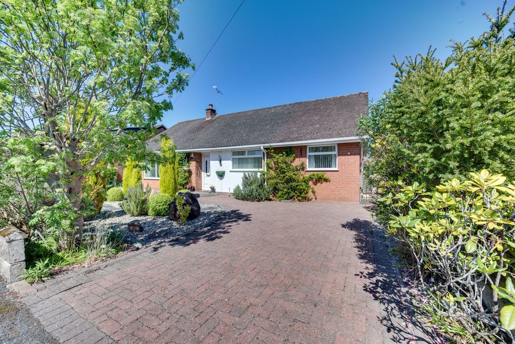 Property photo 1 of 25