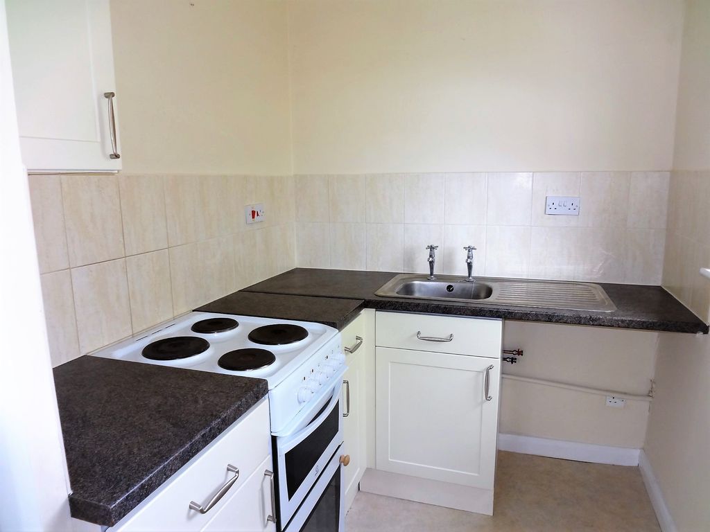 Property photo 2 of 5 Photo 02